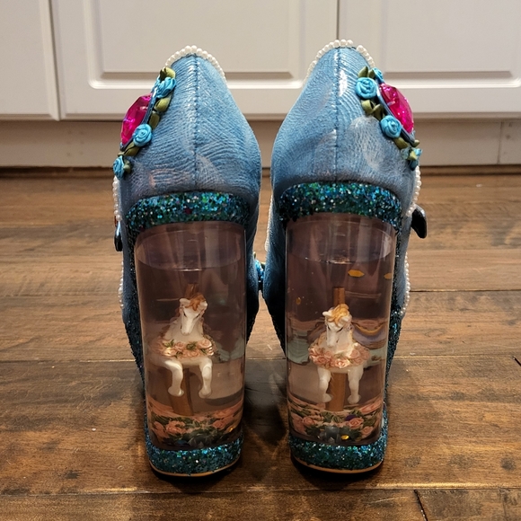 NWT Host Pick🥳 Irregular Choice Carousel 🎠 Carol Sell Glitter Snow Globe Heels - Picture 10 of 16